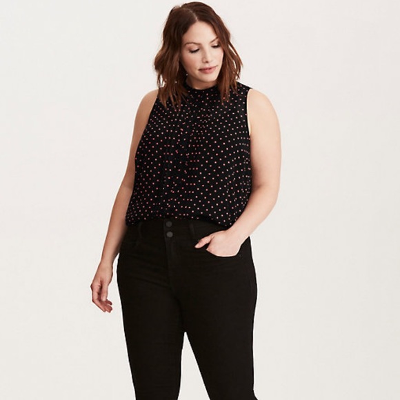 ❌SOLD❌ POLKA DOT RUFFLED FRONT CHIFFON TANK TOP - Picture 2 of 6